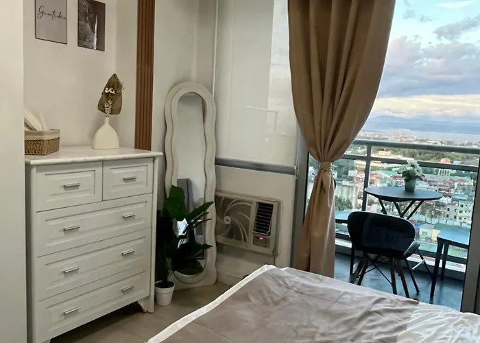 Cozy Corner By R&k Apartahotel Manila